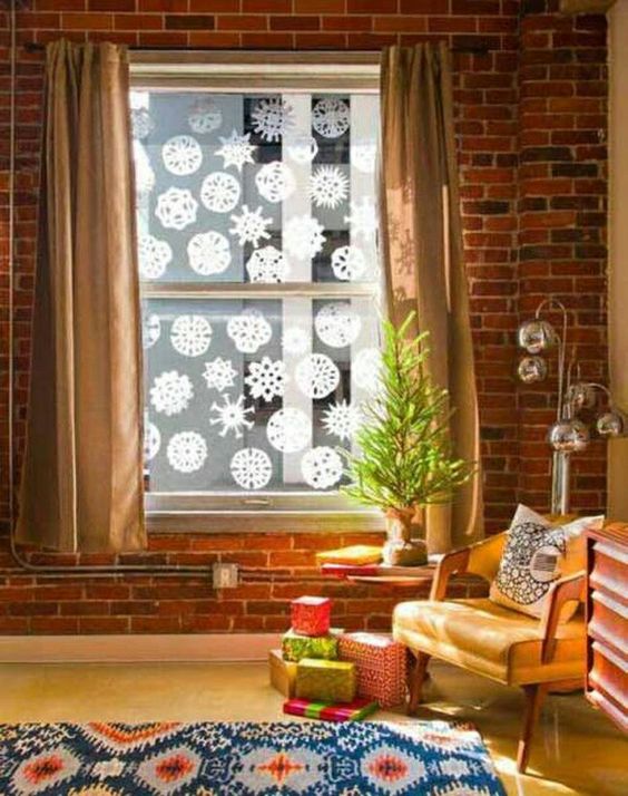 decorar janelas com enfeites de natal de papel 4